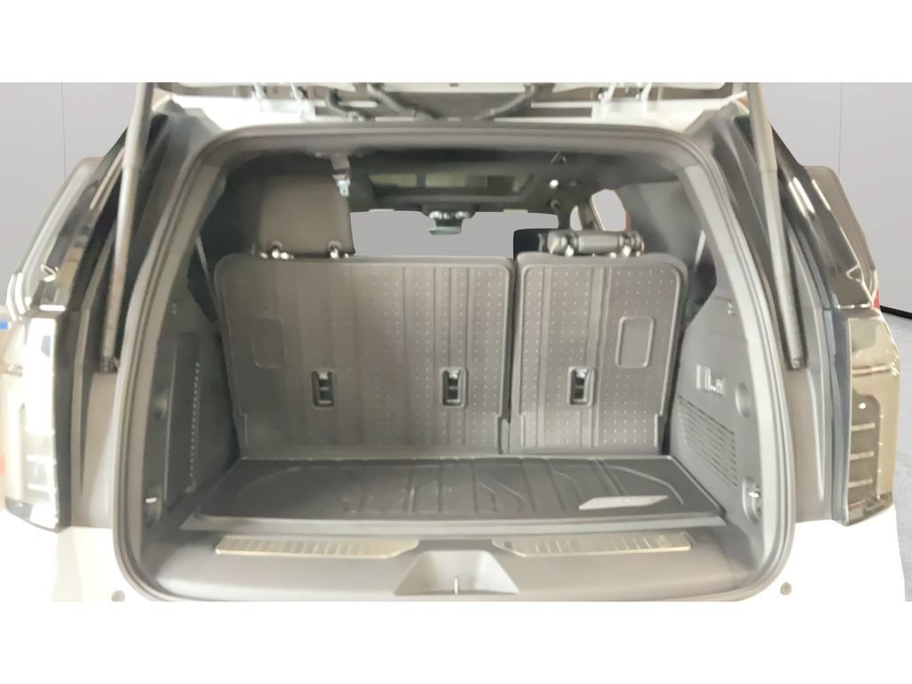New 2026 Chevrolet Tahoe Premier AWD/4WD image 29