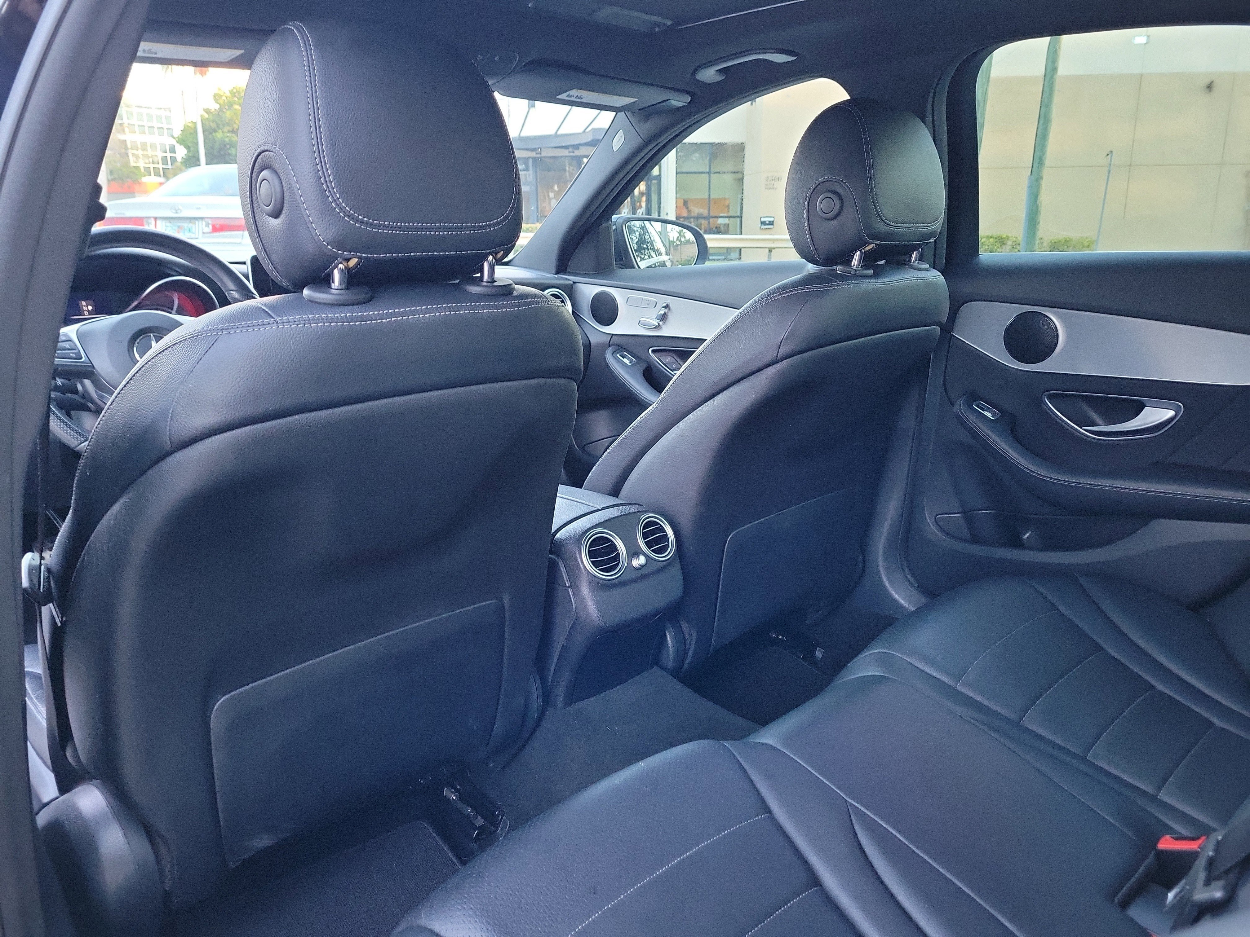 Used 2018 Mercedes-Benz C 300 Sedan image 14