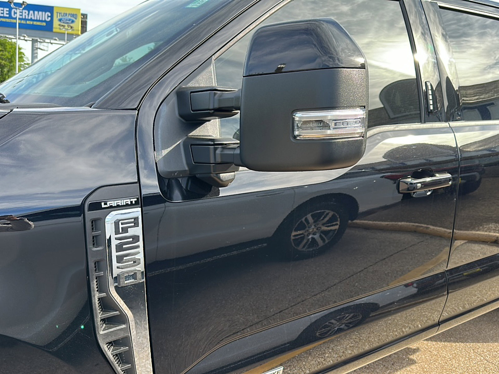 Used 2026 Ford F250 Lariat image 7
