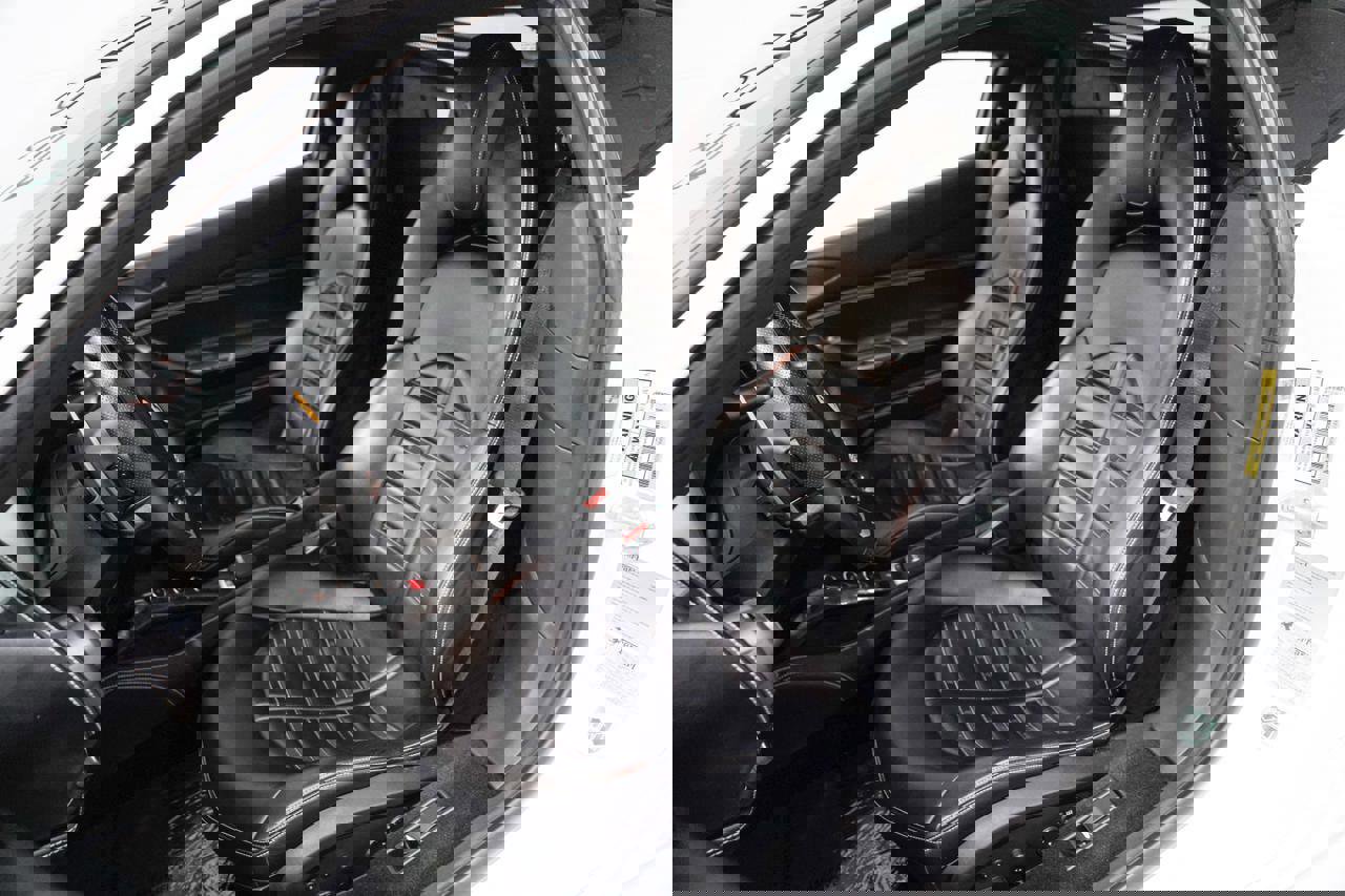 Used 2016 Ferrari 488 GTB image 9