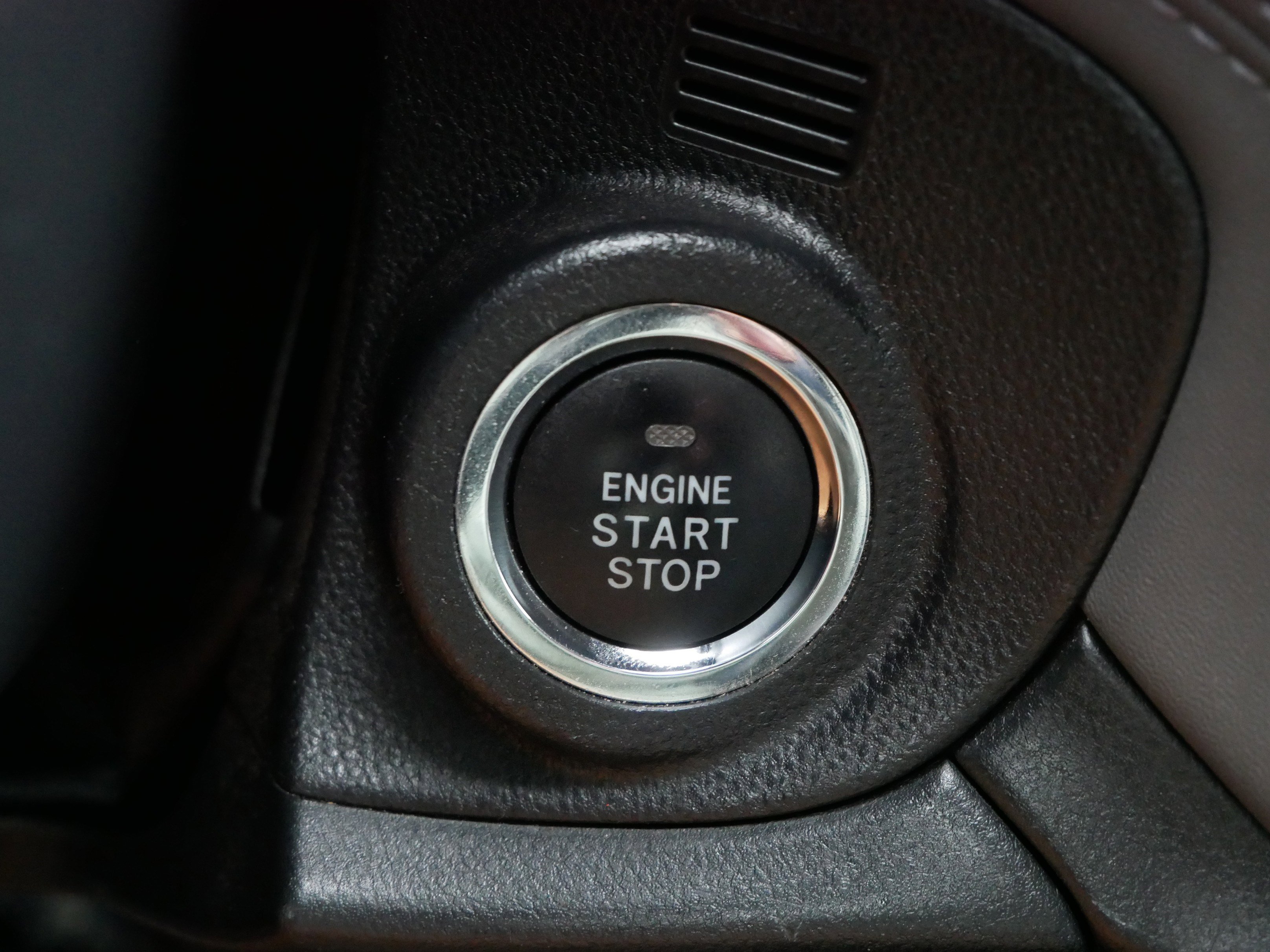 Certified 2023 Subaru Outback Onyx Edition image 28