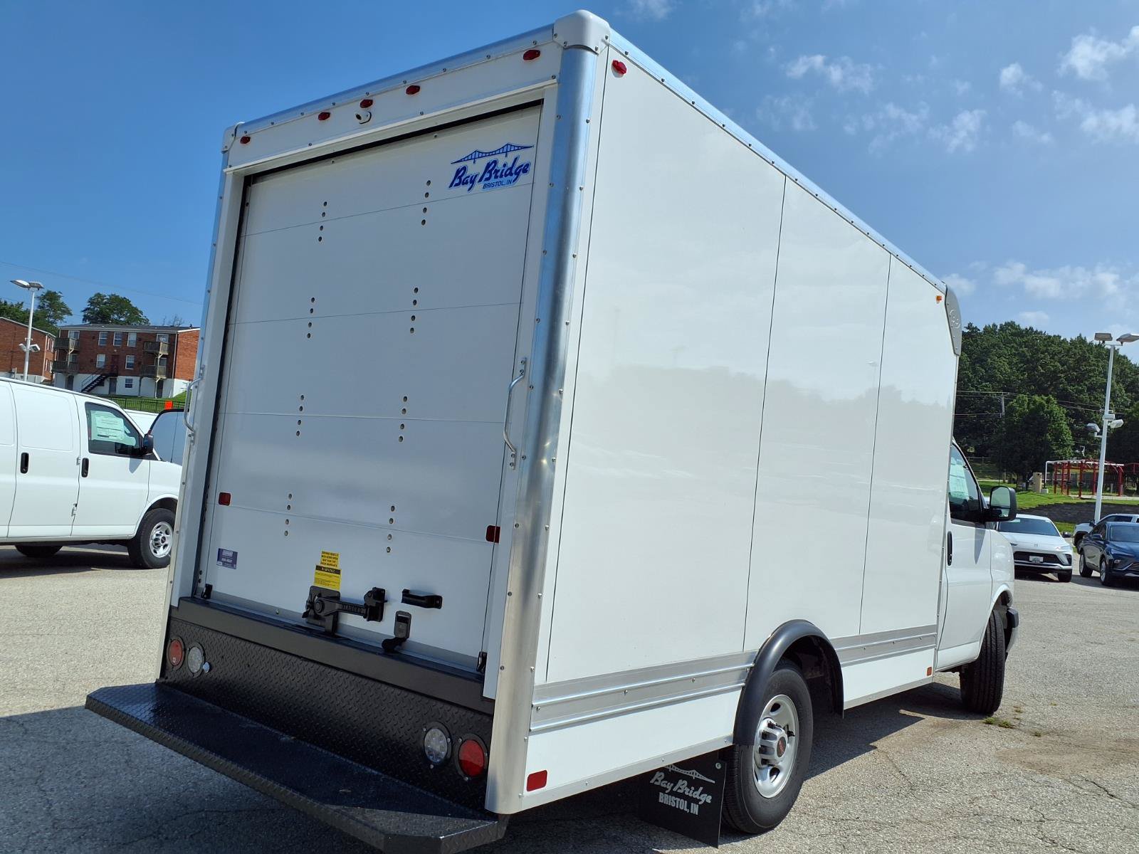 New 2026 GMC Savana 3500 w/ Power Convenience Package RWD image 18