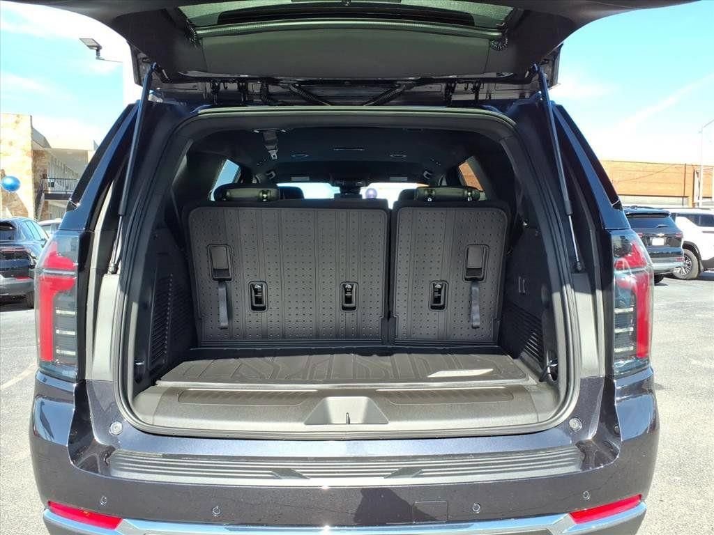 New 2026 Chevrolet Tahoe LS w/ LPO, Dark Essentials Package AWD/4WD image 5