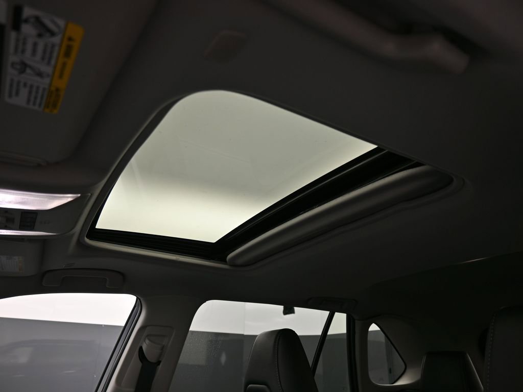 Used 2023 Toyota RAV4 Limited image 31