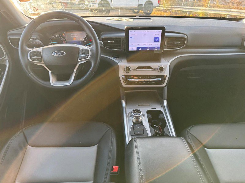 Used 2023 Ford Explorer XLT w/ Equipment Group 202A image 15