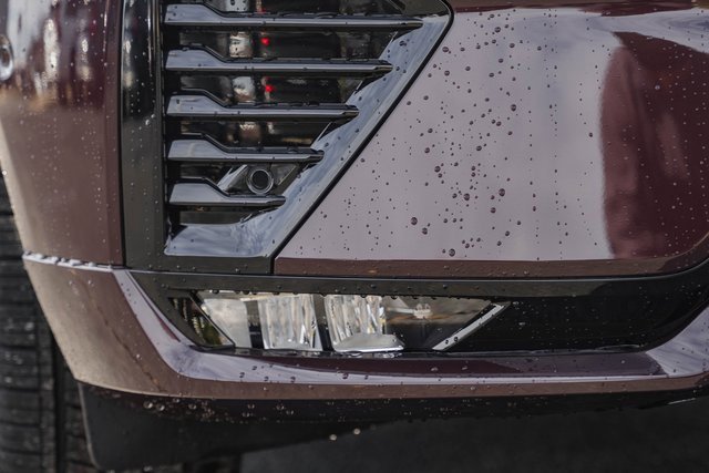 New 2026 Volvo XC60 B5 Ultra w/ Protection Package Premier image 13