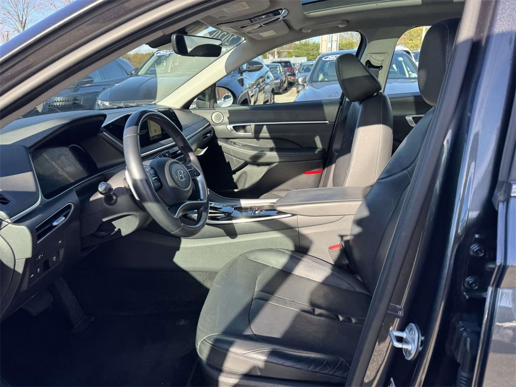 Used 2020 Hyundai Sonata Limited image 11