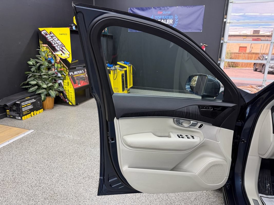 Used 2020 Volvo XC90 T5 Momentum AWD/4WD image 9