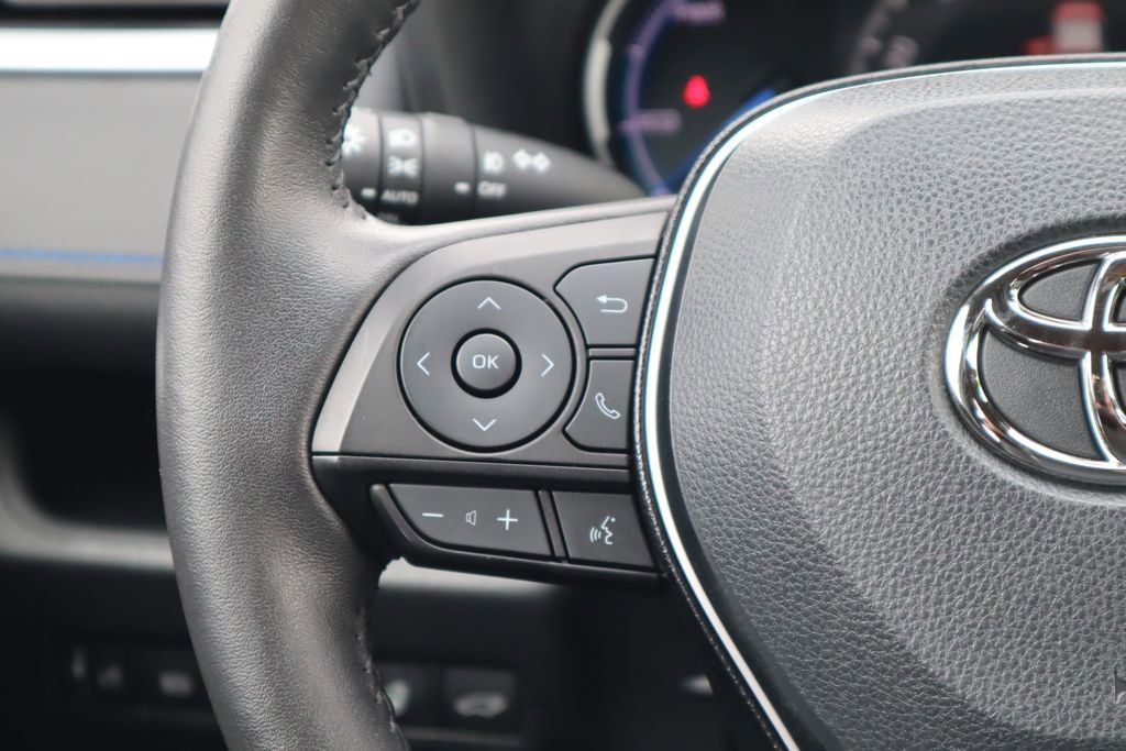 Used 2021 Toyota RAV4 XSE image 11