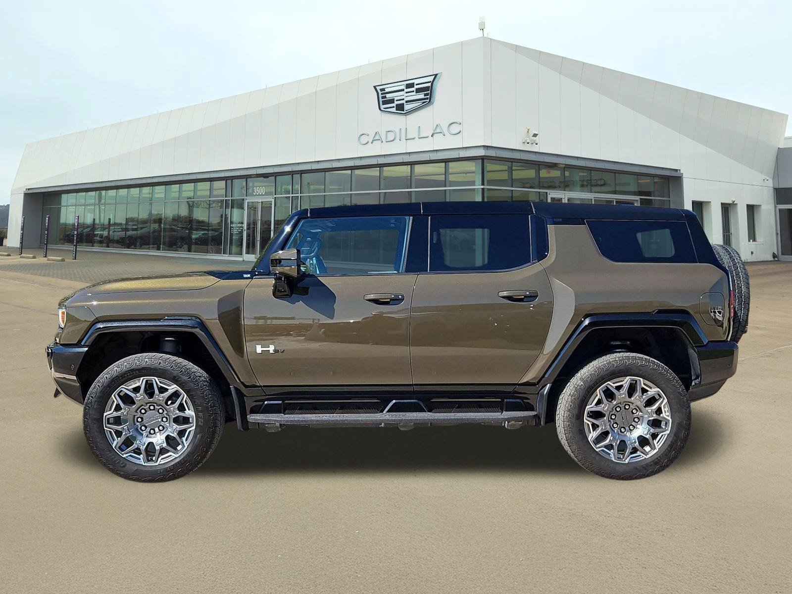 Used 2025 GMC Hummer EV 3X AWD/4WD image 3