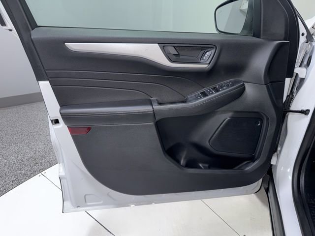 Used 2021 Ford Escape S AWD/4WD image 8