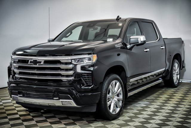 Certified 2024 Chevrolet Silverado 1500 High Country w/ High Country Premium Package image 4