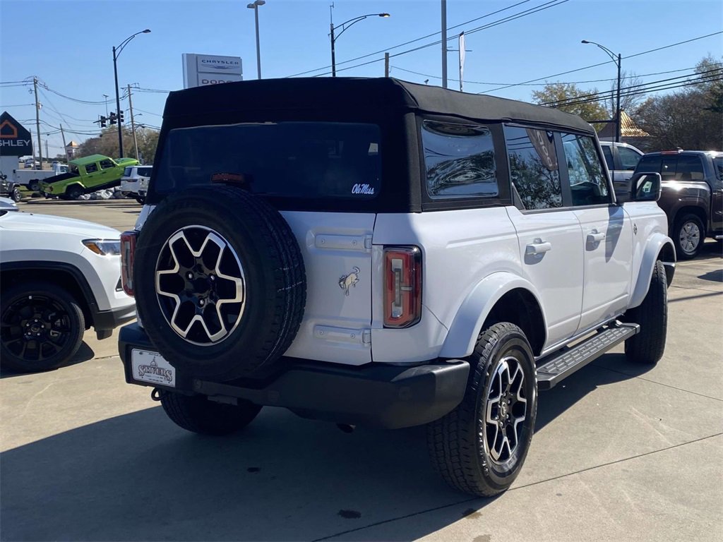 Used 2024 Ford Bronco Outer Banks image 9