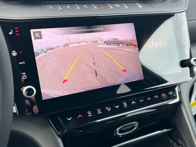 New 2026 Jeep Grand Cherokee Altitude image 21