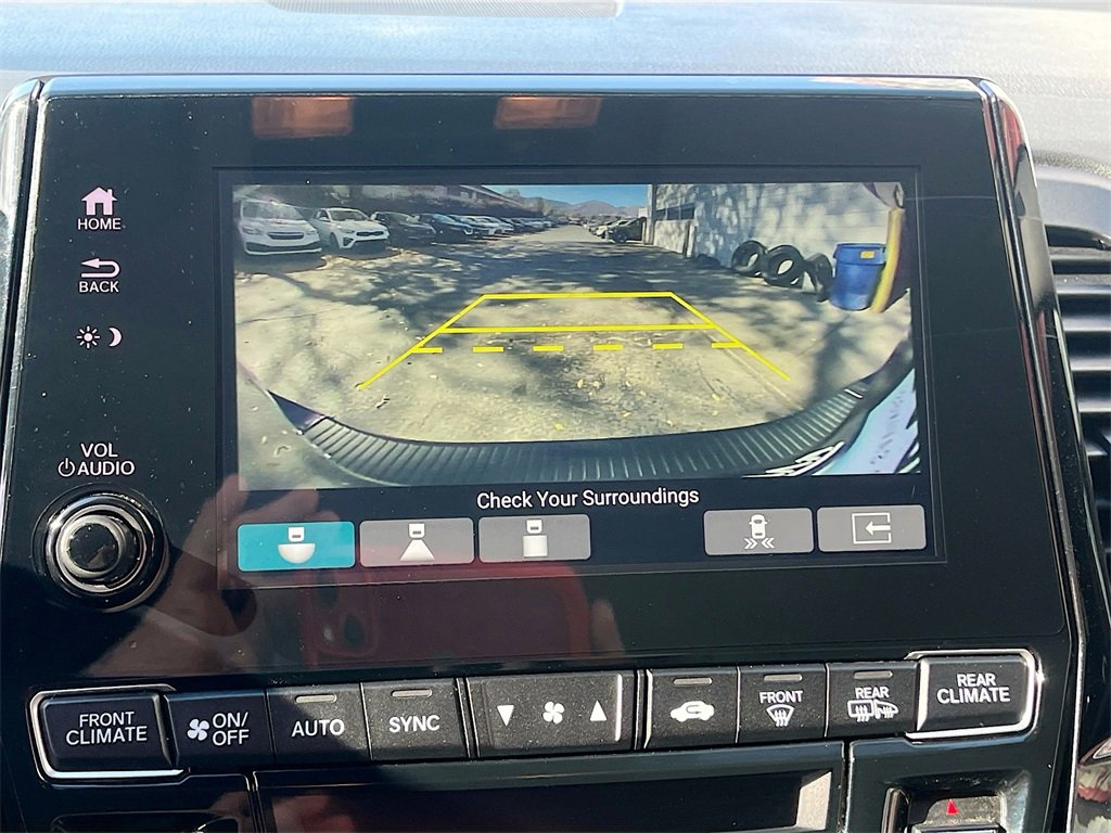 Used 2023 Honda Odyssey Touring image 14