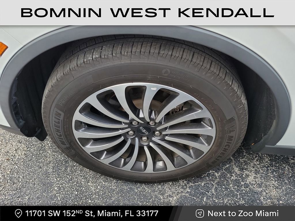 Used 2023 Lincoln Aviator Reserve image 7