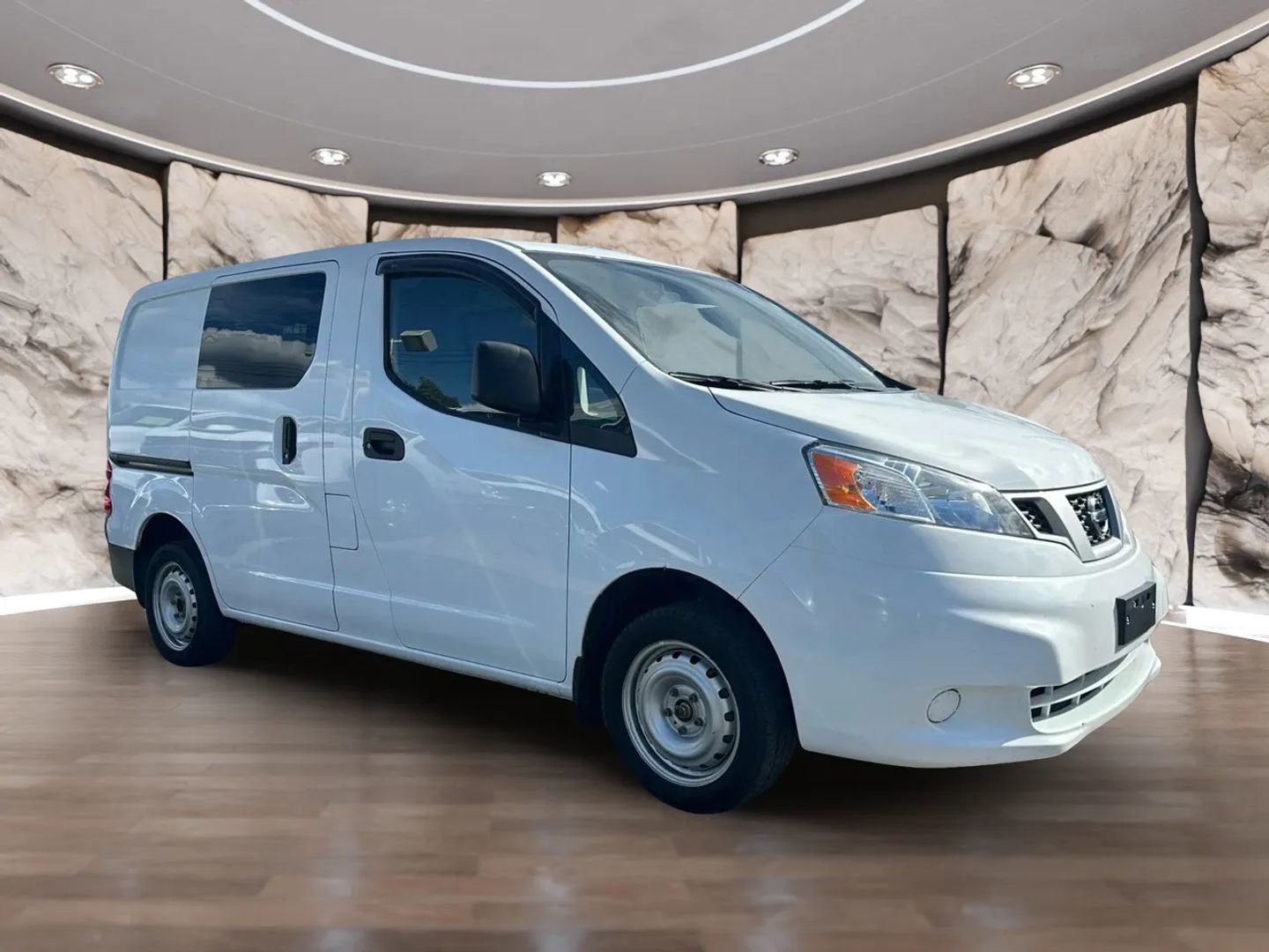 Used 2020 Nissan NV200 S w/ Sliding Glass Door Package image 3