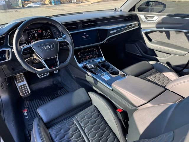Used 2024 Audi RS 7 Performance image 16