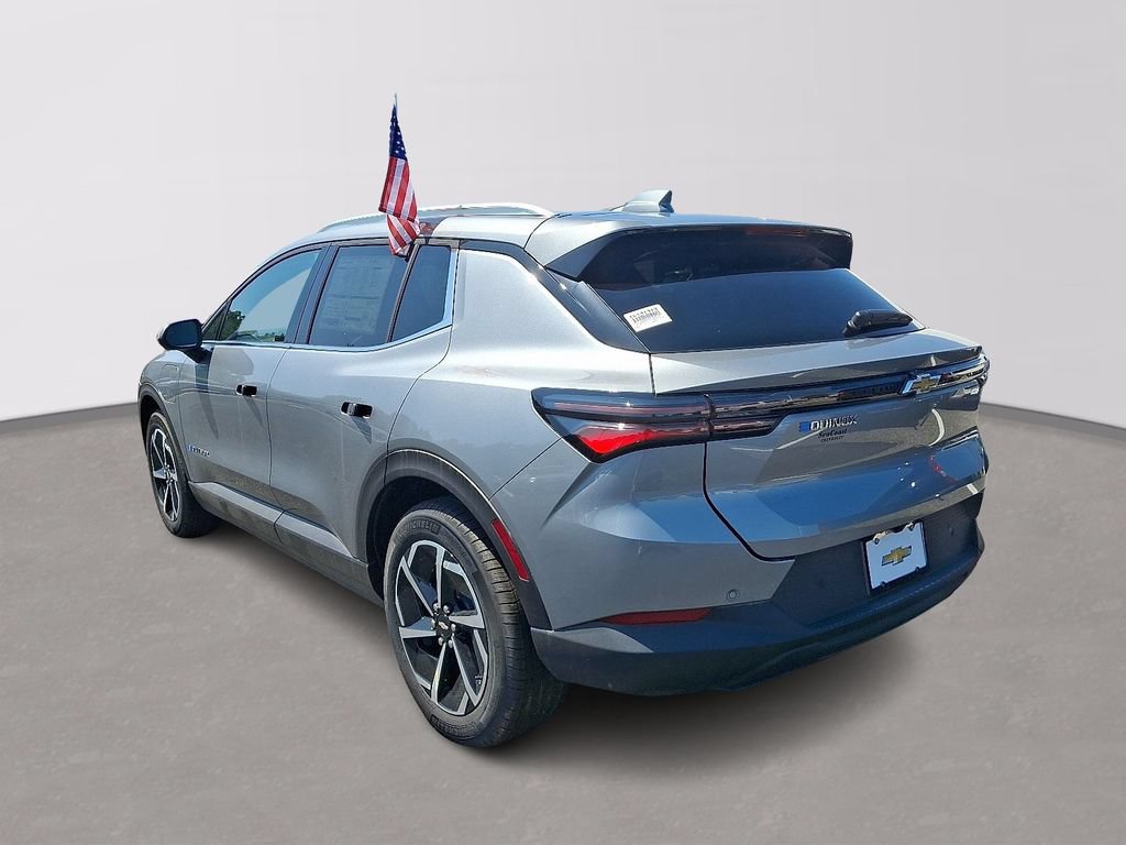New 2026 Chevrolet Equinox EV LT FWD image 3