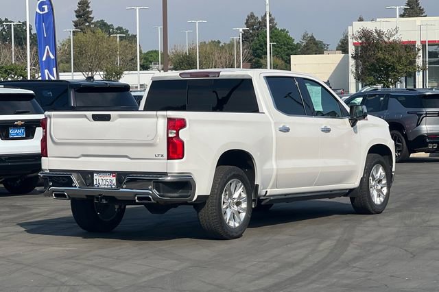 Used 2021 Chevrolet Silverado 1500 LTZ w/ Z71 Off-Road Package image 4