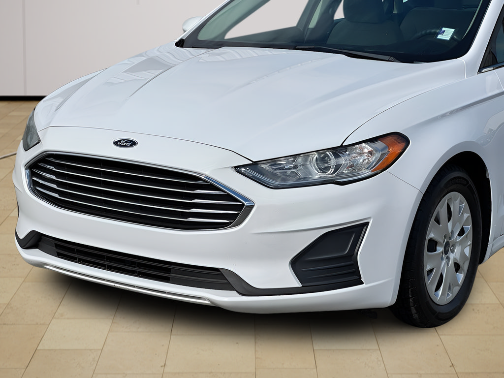 Used 2019 Ford Fusion S FWD image 33