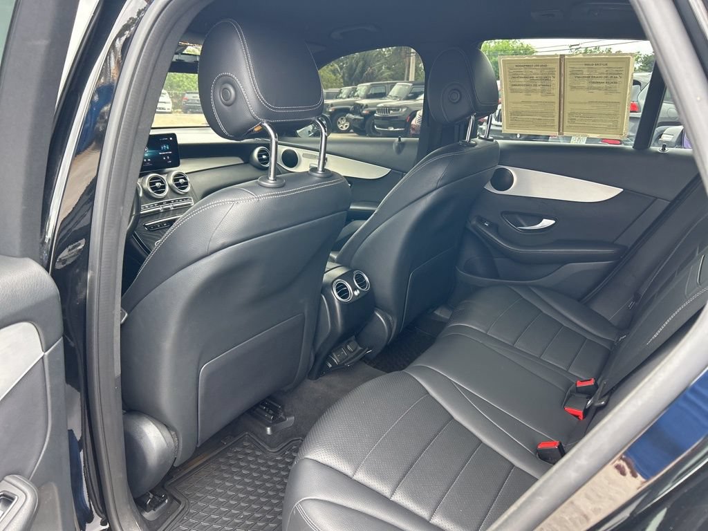 Used 2022 Mercedes-Benz GLC 300 image 29