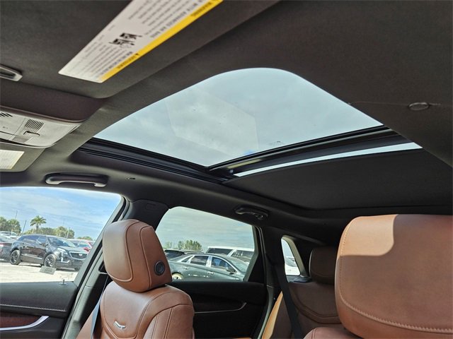 New 2025 Cadillac XT5 Premium Luxury image 30