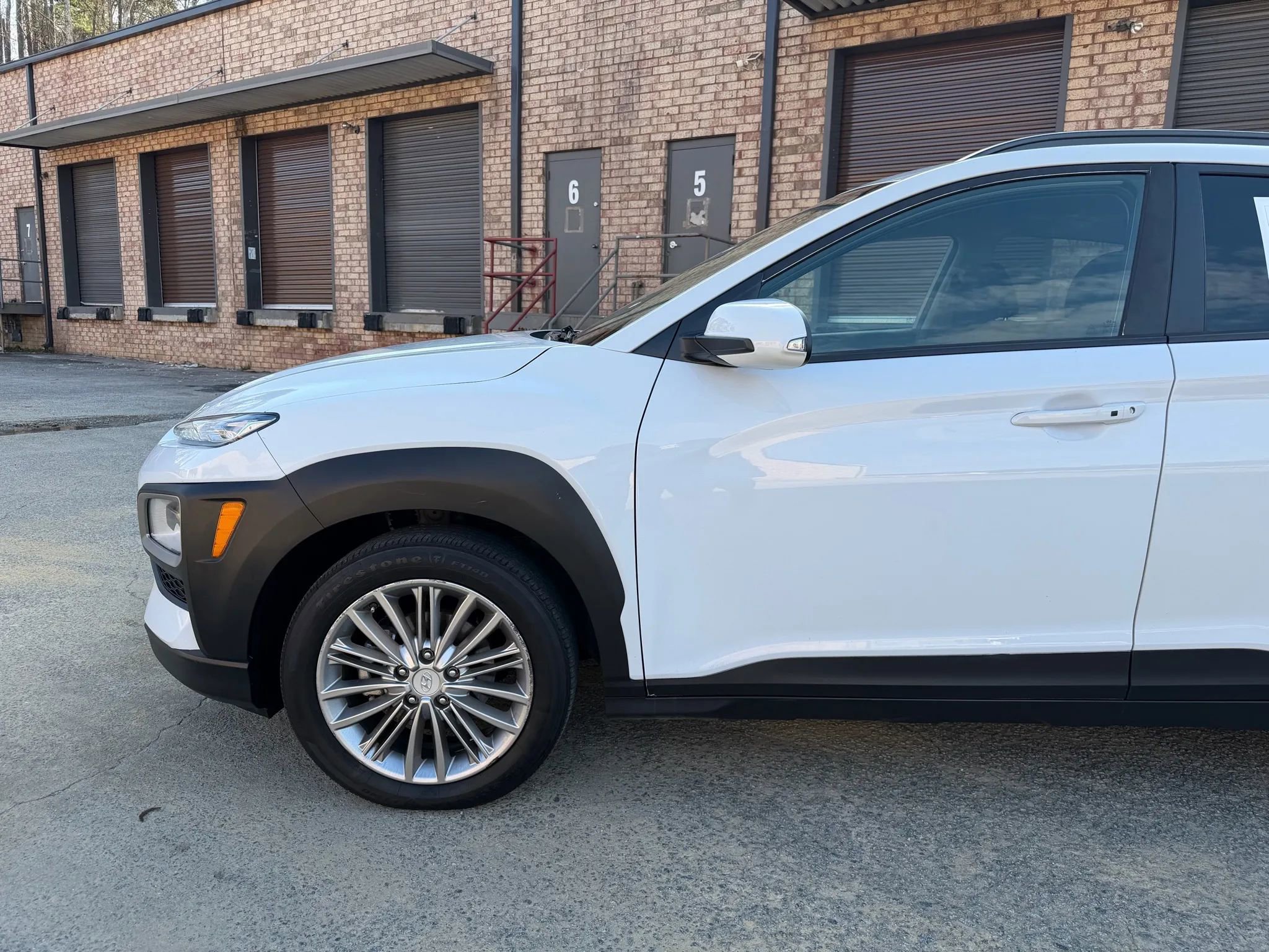 Used 2021 Hyundai Kona SEL image 3