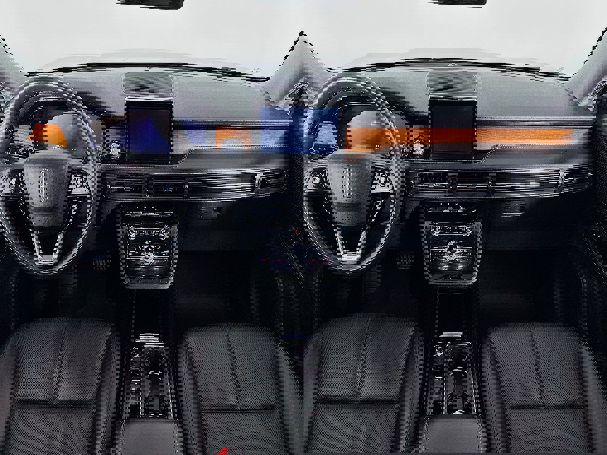 Used 2022 Lincoln Corsair Grand Touring w/ Towing Package image 26