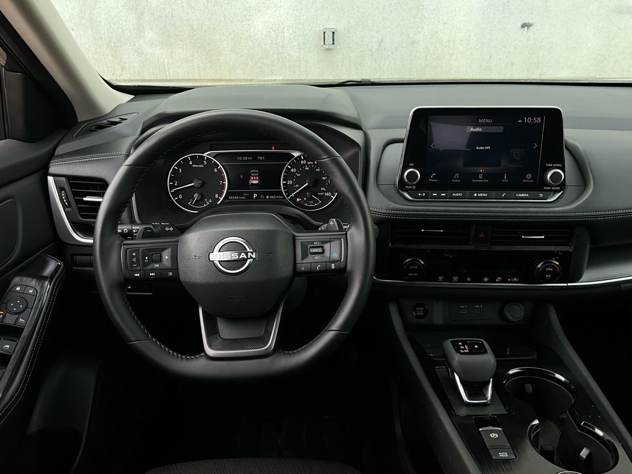 Used 2025 Nissan Rogue SV image 13