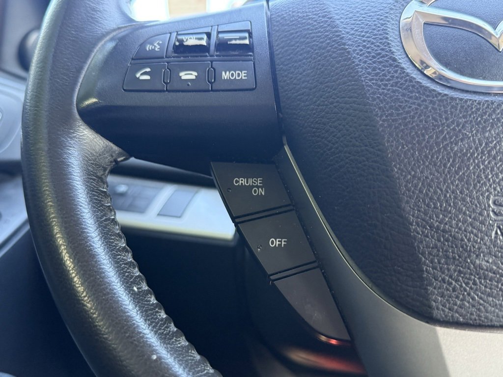 Used 2012 MAZDA MAZDA3 i Touring image 23