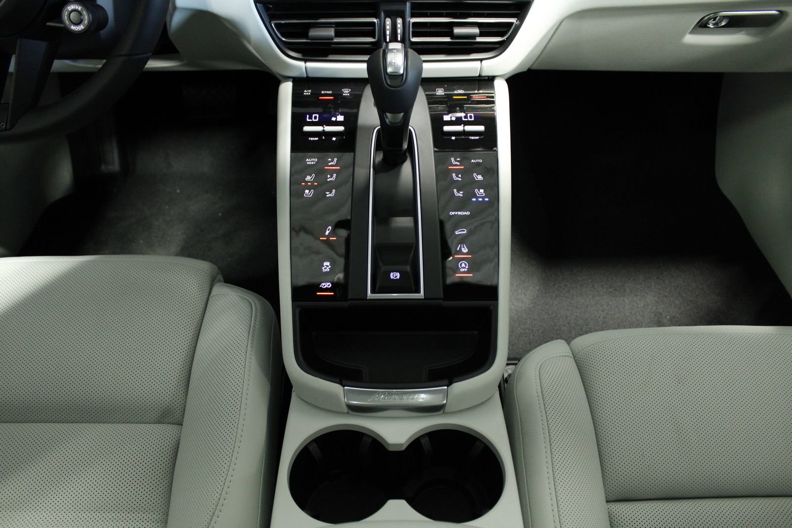 New 2026 Porsche Macan S image 37