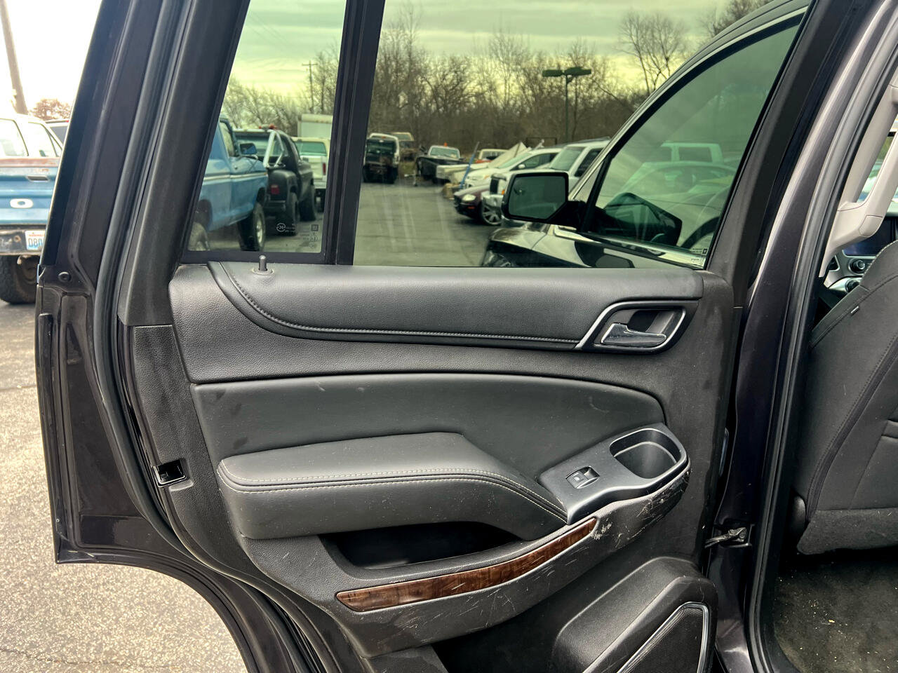 Used 2016 Chevrolet Tahoe LS image 11