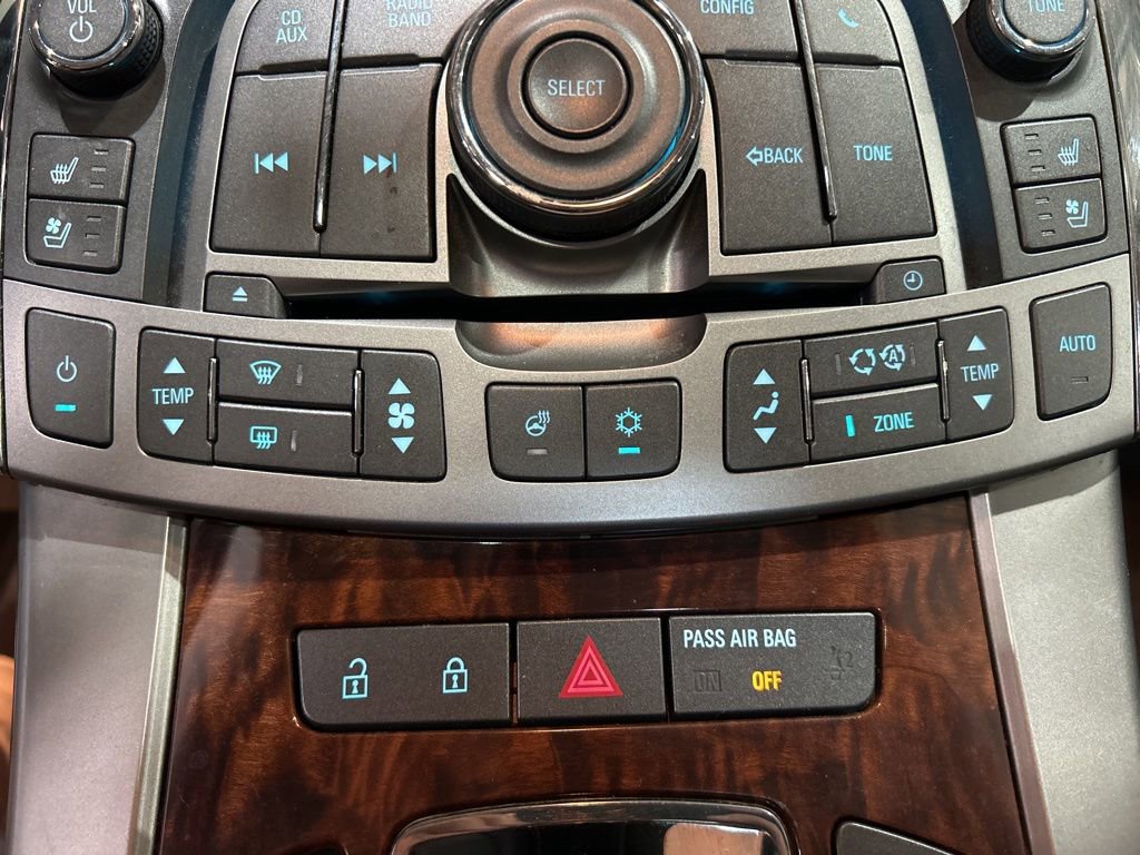 Used 2010 Buick LaCrosse CXL w/ Luxury Package AWD/4WD image 34