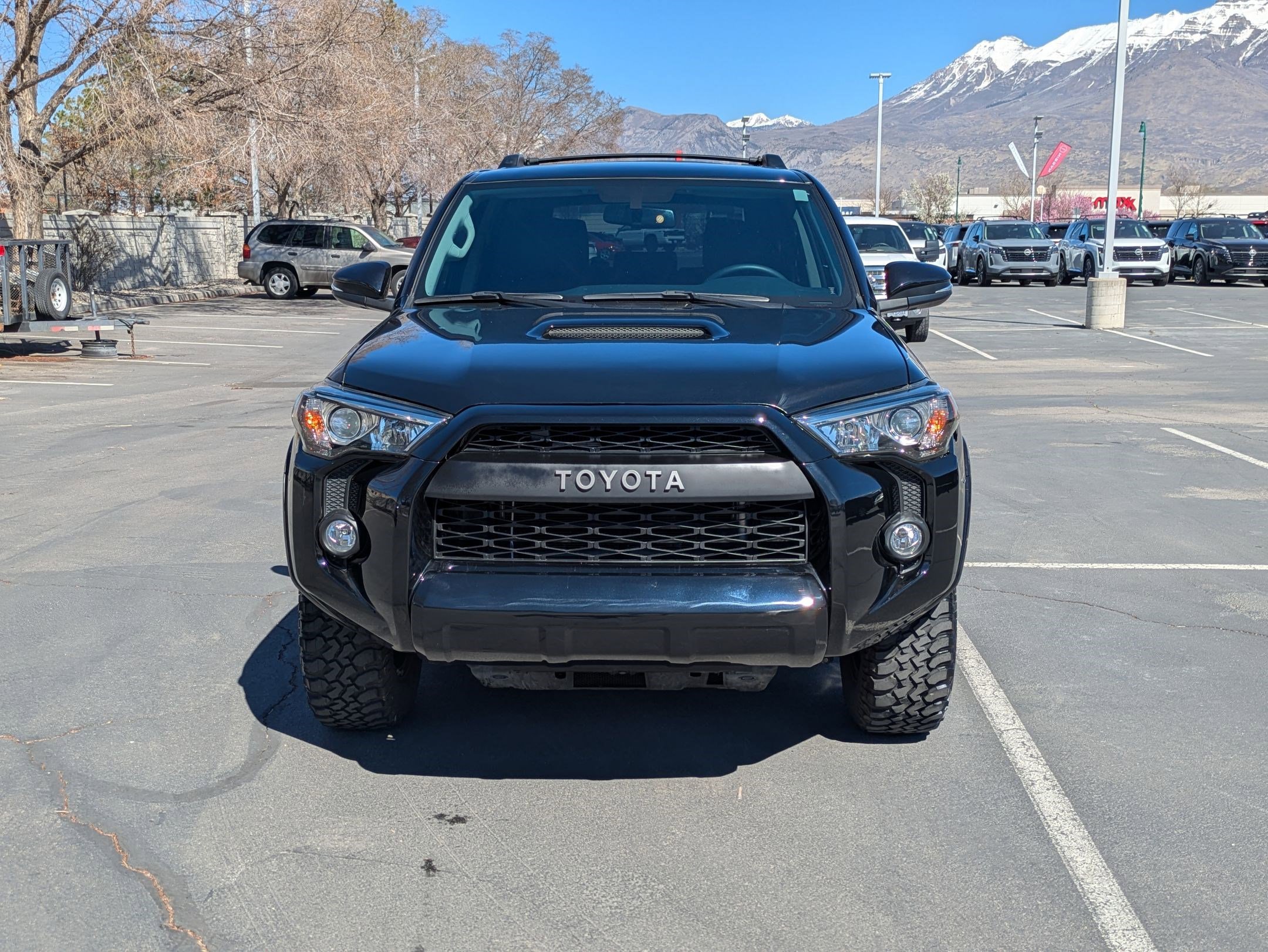 Used 2019 Toyota 4Runner TRD Off-Road Premium AWD/4WD image 9