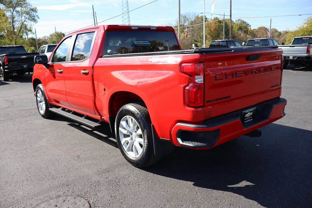 Used 2020 Chevrolet Silverado 1500 Custom w/ Custom Value Package image 3
