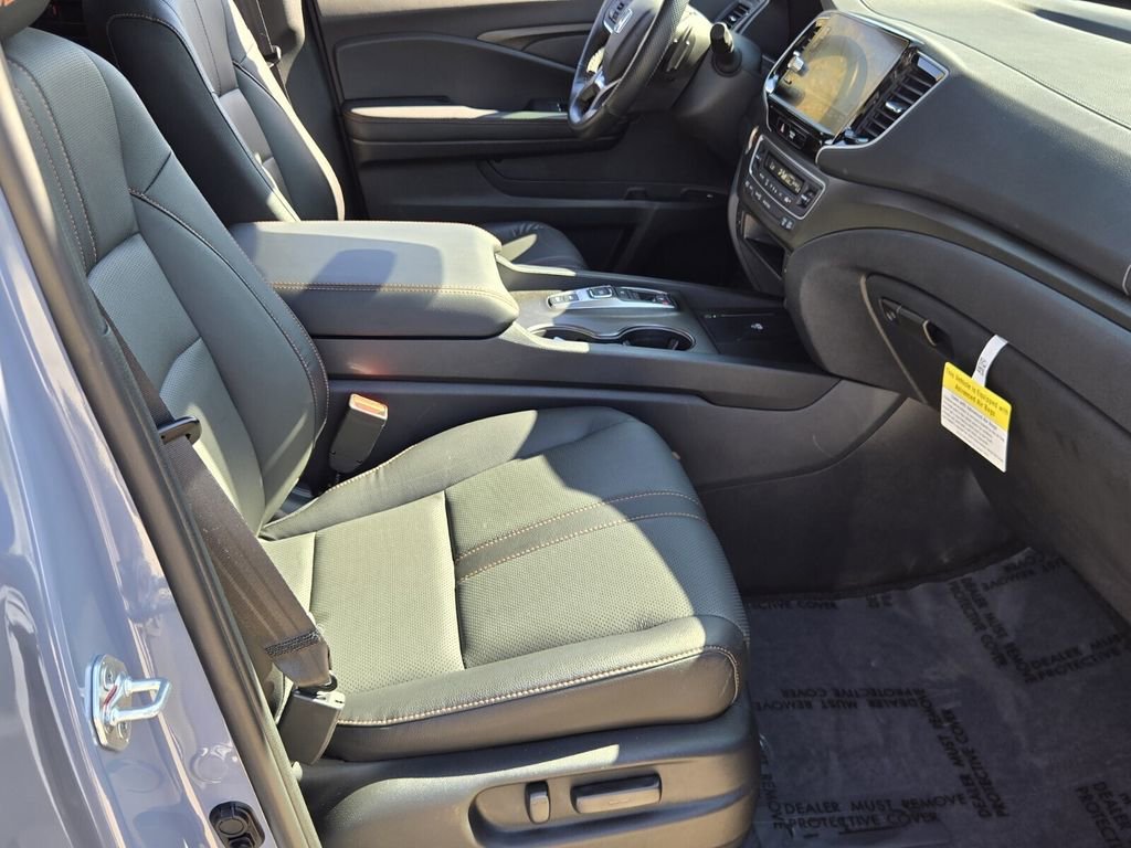 Certified 2025 Honda Ridgeline TrailSport image 17