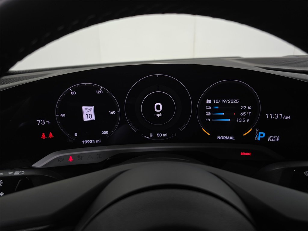 Certified 2023 Porsche Taycan image 15