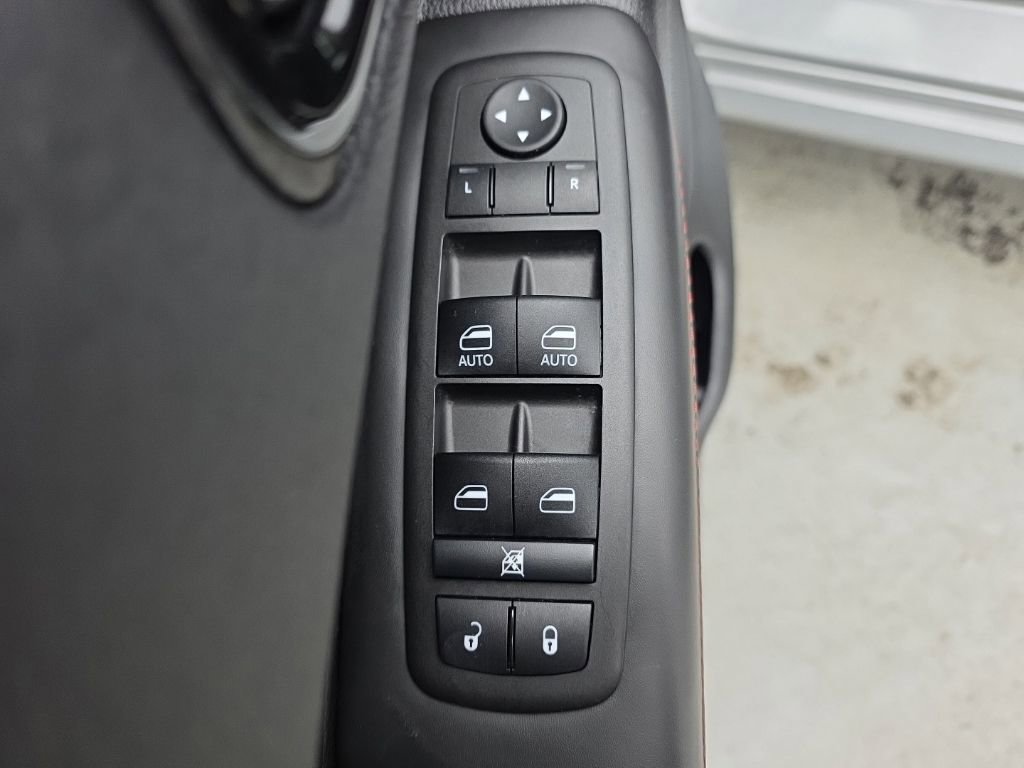 Used 2025 Dodge Durango R/T AWD/4WD image 20