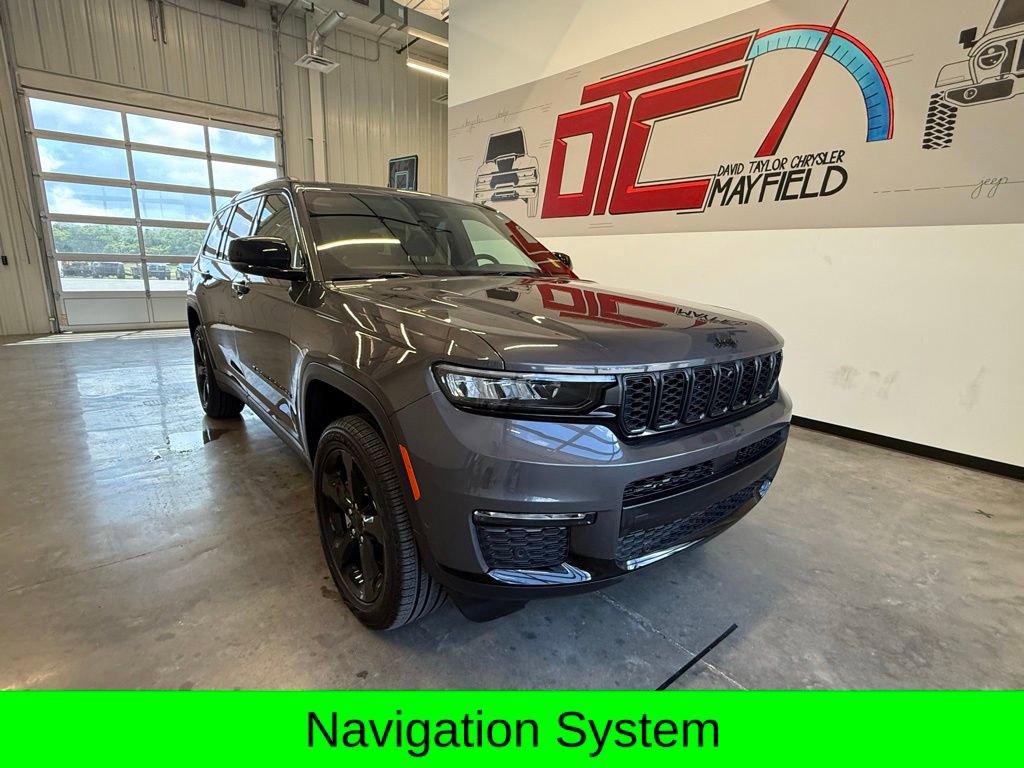 Used 2025 Jeep Grand Cherokee L Limited w/ Luxury Tech Group II AWD/4WD image 2