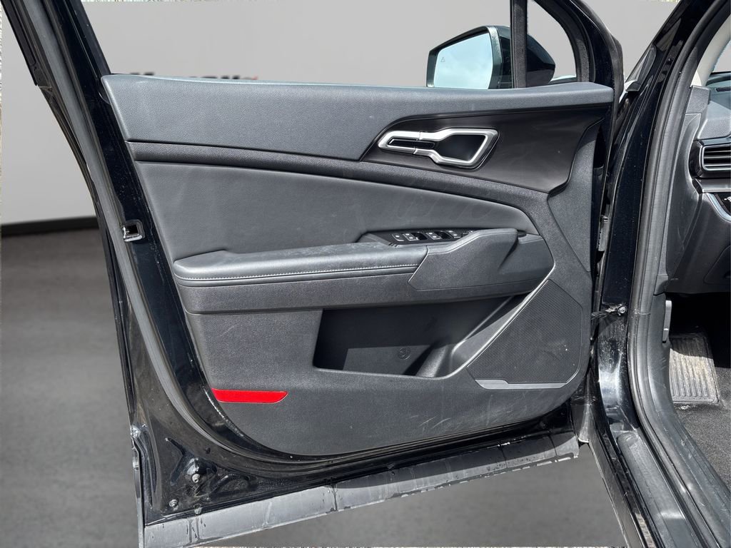 Certified 2024 Kia Sportage EX image 22