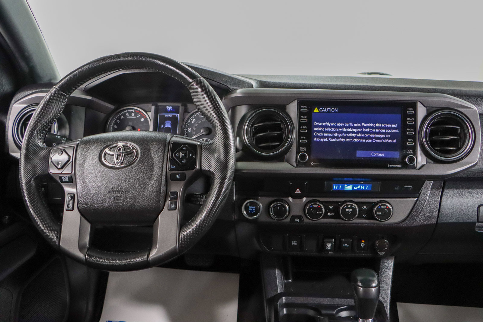 Used 2023 Toyota Tacoma TRD Off-Road AWD/4WD image 18