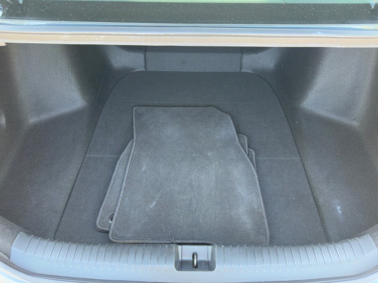 Used 2025 Honda Accord SE image 28