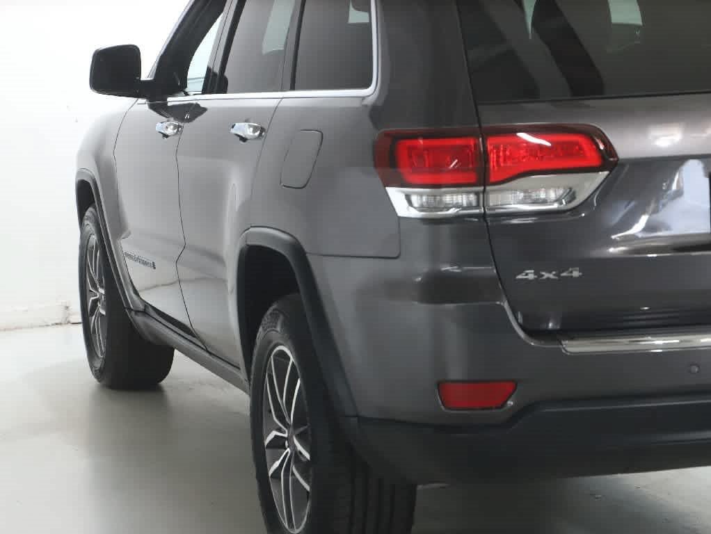 Used 2020 Jeep Grand Cherokee Limited AWD/4WD image 41