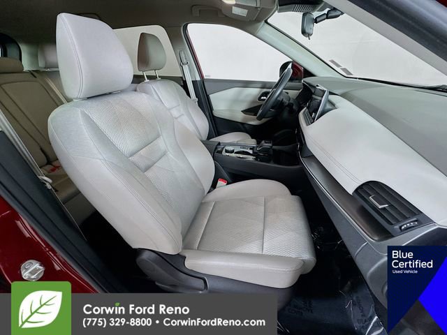 Used 2024 Nissan Rogue SV image 30