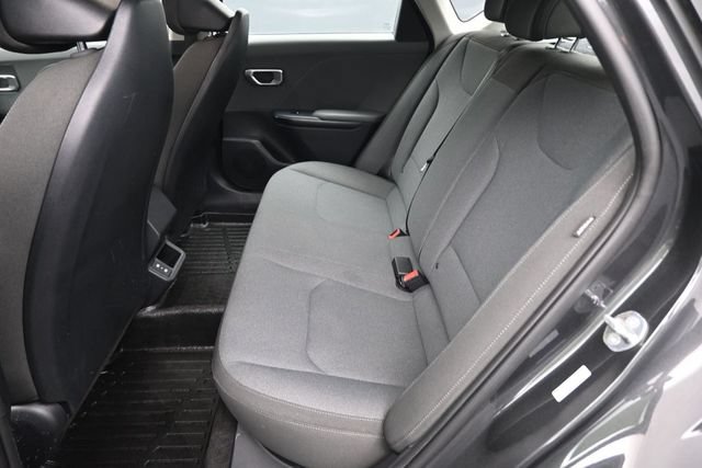 Used 2025 Kia K4 FWD image 23
