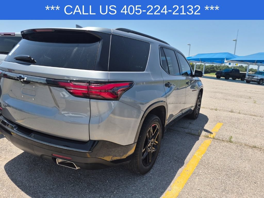 Used 2023 Chevrolet Traverse Premier w/ Redline Edition FWD image 13