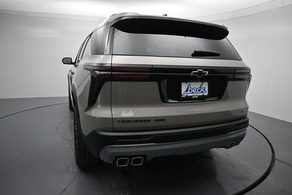 New 2027 Chevrolet Traverse Z71 w/ Enhanced Driving Package AWD/4WD image 26