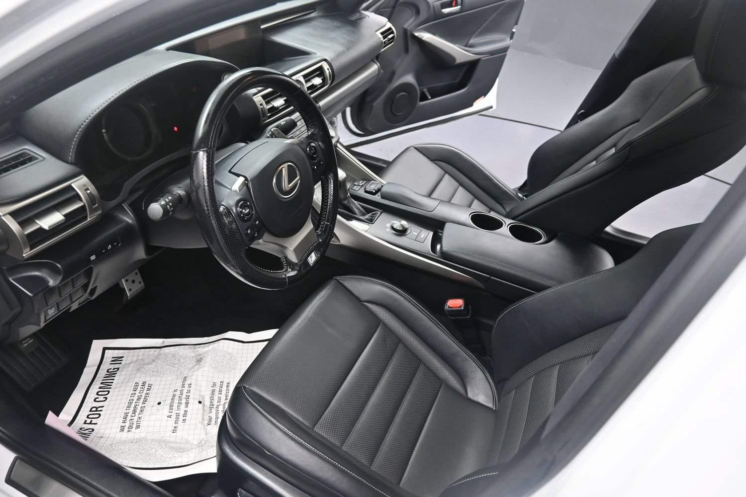 Used 2016 Lexus IS 200t RWD image 20
