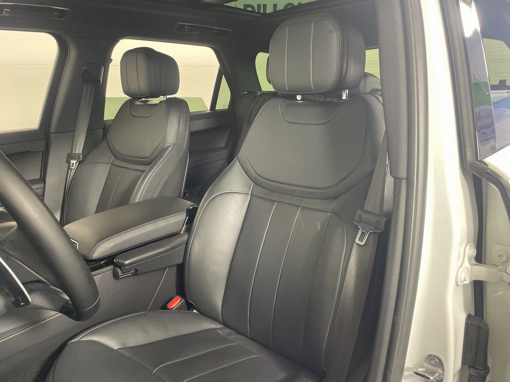 Used 2023 Land Rover Range Rover Sport SE image 27
